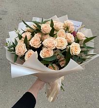 Букет Кремовые розы Латте в Саранске